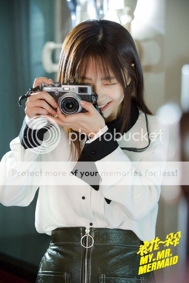 Xiong Zi Qi rescues Tan Song Yun in My Mr. Mermaid A Virtual Voyage